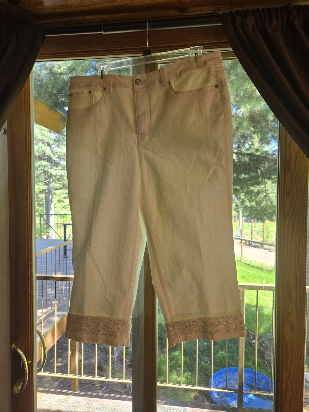 Christopher & Banks -White Casual Pants With Bling